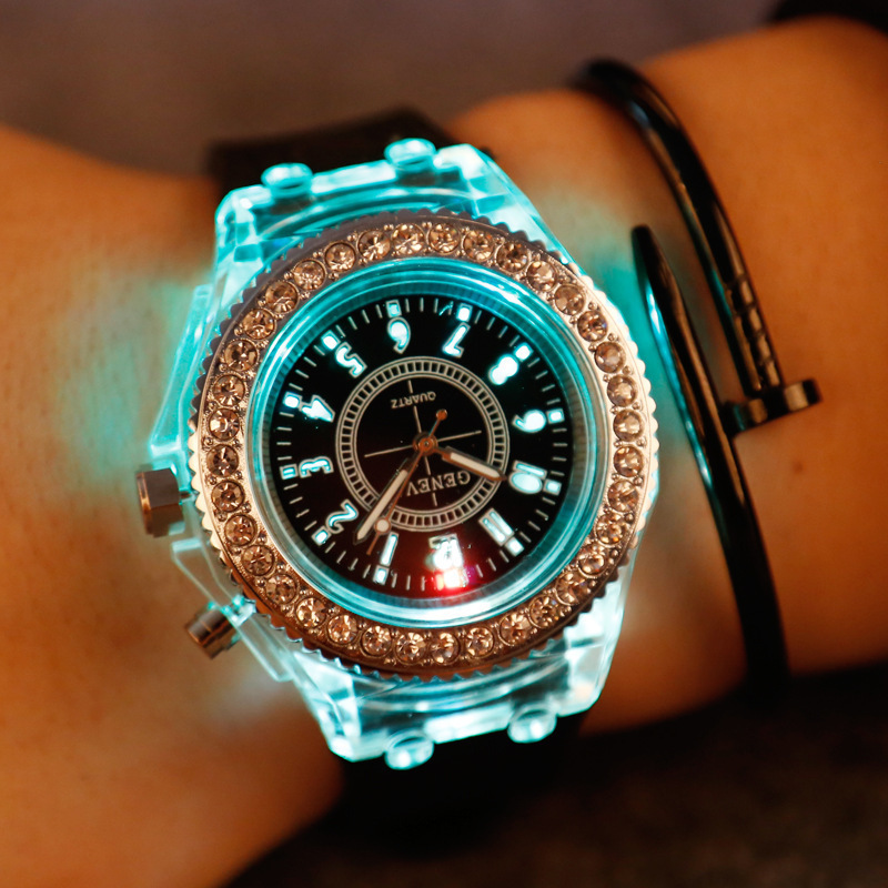 Women Watch Luminous Personali - Jewelry Diamond Watches 评论和价格