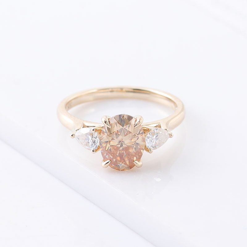 Provence 10K Yellow Gold Three - Moissanite Ring 评论和价格