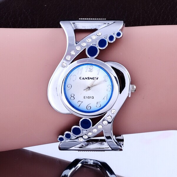 Luxury Gold Bracelet Women's W - Jewelry Diamond Watches 评论和价格