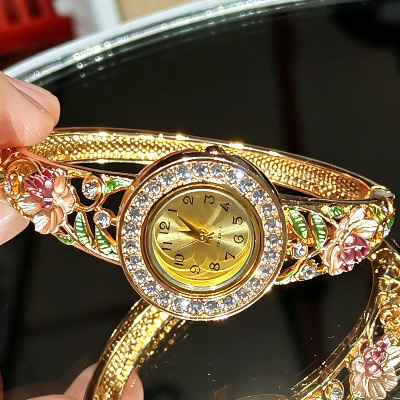 Vintage Gold Enamel Flower Wri - Jewelry Watches For Ladies 评论和价格