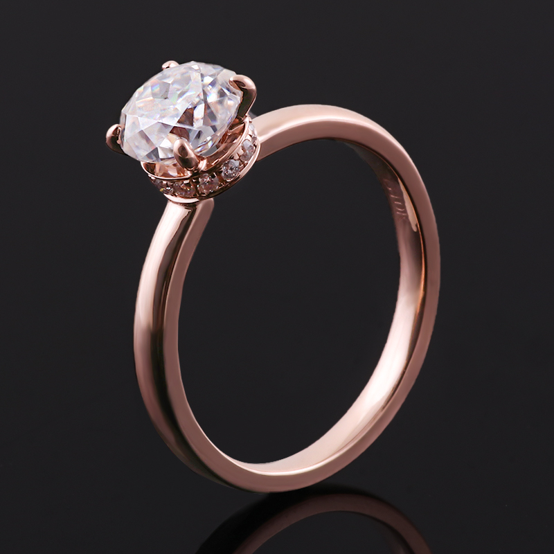 Provence 925 Silver Solitaire  - Moissanite Ring 评论和价格